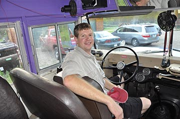 Party Bus 359